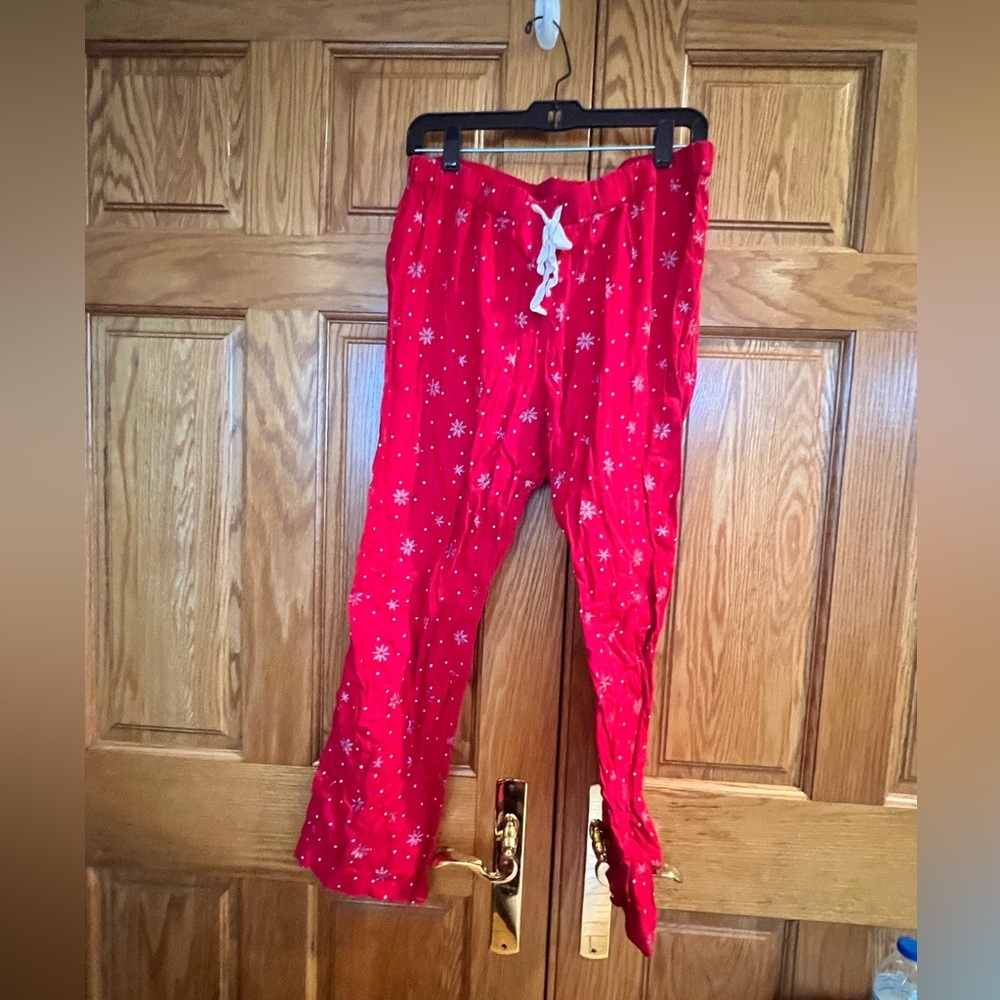 Lands’ End - Red Snowflake Pajama Pants